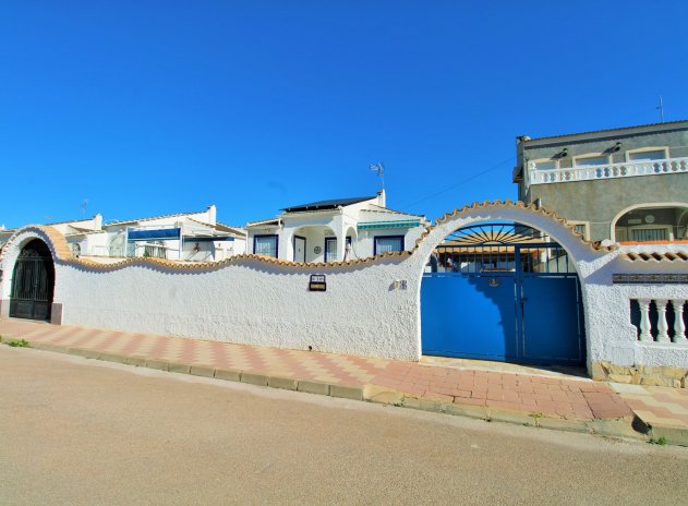 Herverkoop - Villa - Torrevieja - El chaparral