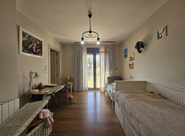 Resale - Villa * - La Manga del Mar Menor * - La Manga Del Mar Menor *