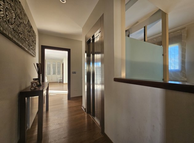 Resale - Villa * - La Manga del Mar Menor * - La Manga Del Mar Menor *