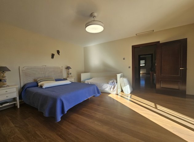 Resale - Villa * - La Manga del Mar Menor * - La Manga Del Mar Menor *