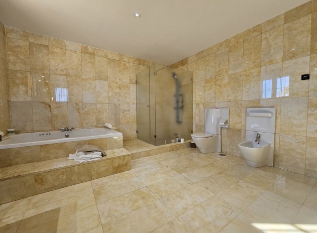 Resale - Villa * - La Manga del Mar Menor * - La Manga Del Mar Menor *