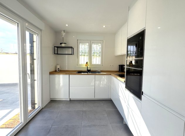 Herverkoop - Villa - Orihuela