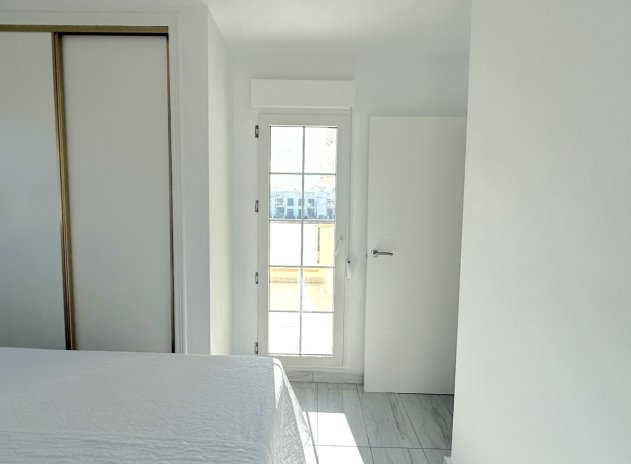 Herverkoop - Villa - Orihuela