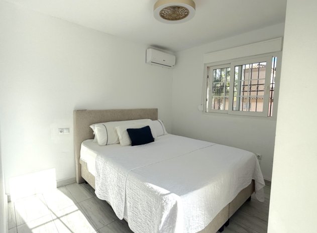 Herverkoop - Villa - Orihuela