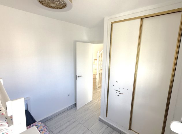 Herverkoop - Villa - Orihuela