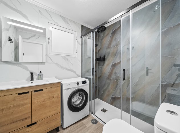 Reventa - Apartamento / Piso - Torrevieja