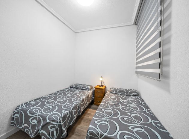 Reventa - Apartamento / Piso - Torrevieja