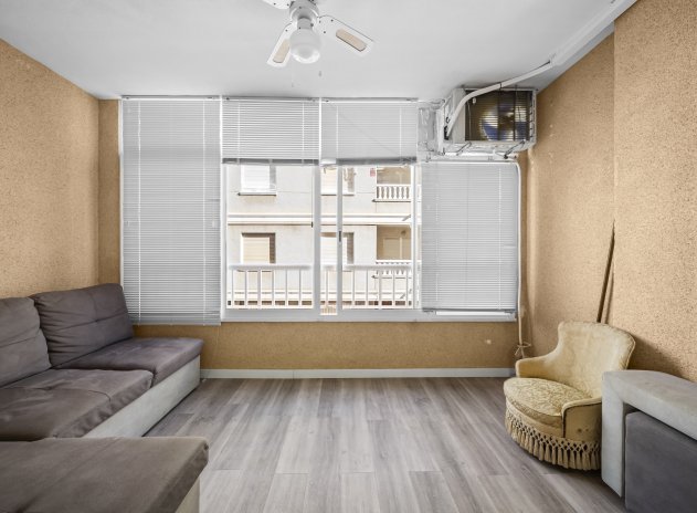 Reventa - Apartamento / Piso - Torrevieja