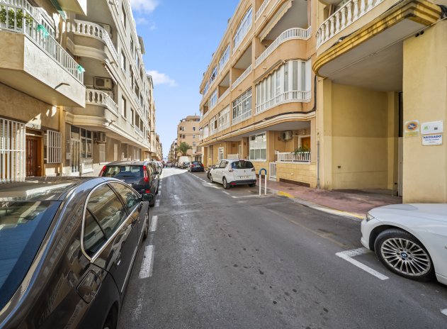 Reventa - Apartamento / Piso - Torrevieja