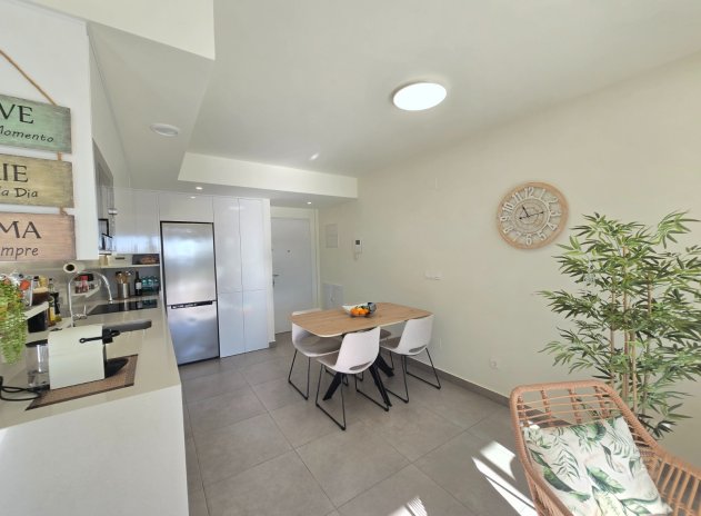 Reventa - Apartamento / Piso - Orihuela Costa - Villamartín