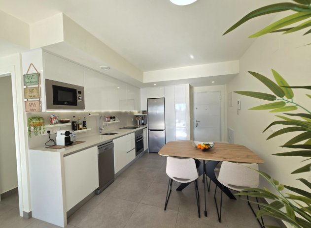 Reventa - Apartamento / Piso - Orihuela Costa - Villamartín