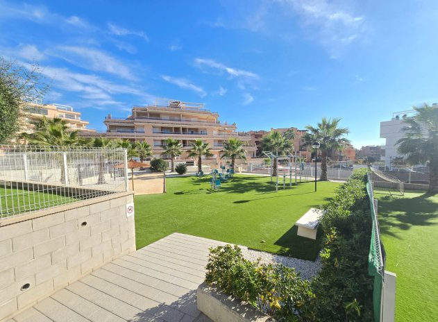 Reventa - Apartamento / Piso - Orihuela Costa - Villamartín