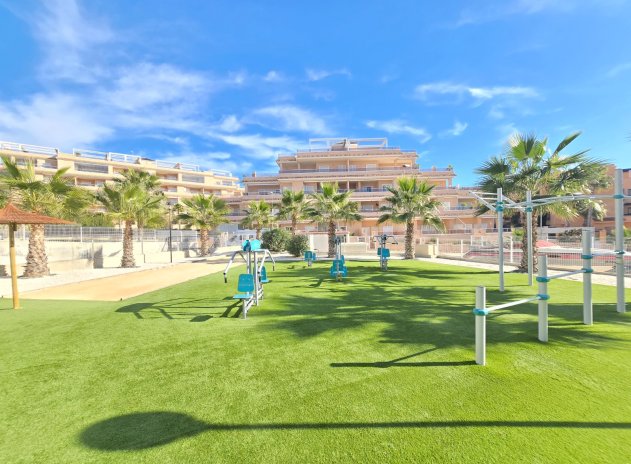 Reventa - Apartamento / Piso - Orihuela Costa - Villamartín