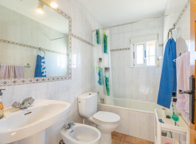 Herverkoop - Villa - Los Montesinos