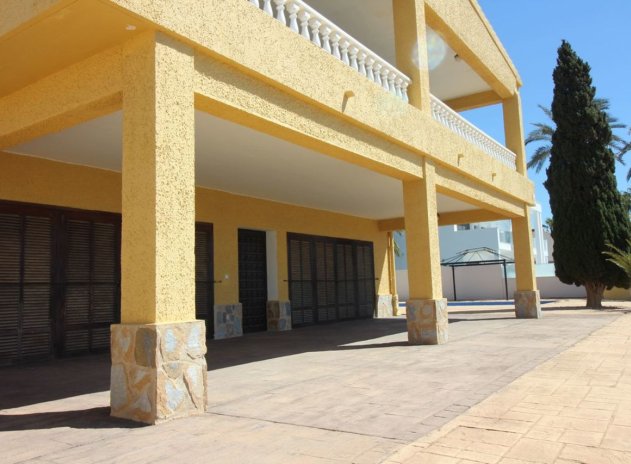 Revente - Villa - Cabo Roig