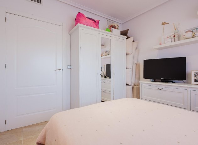 Reventa - Apartamento / Piso - Torrevieja - La Siesta