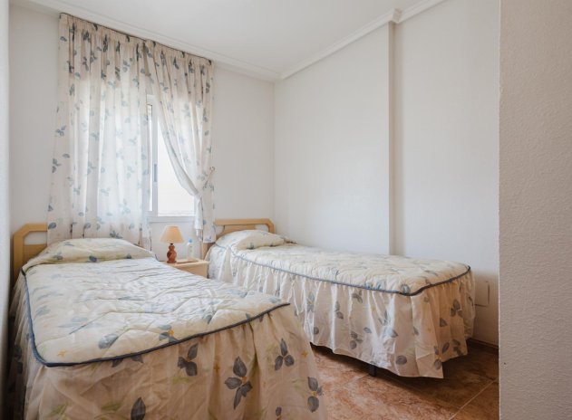 Wiederverkauf - Wohnung - Torrevieja - Parque de las Naciones