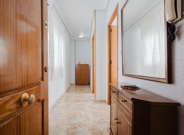 Reventa - Apartamento / Piso - Torrevieja - Playa de los Naufragos