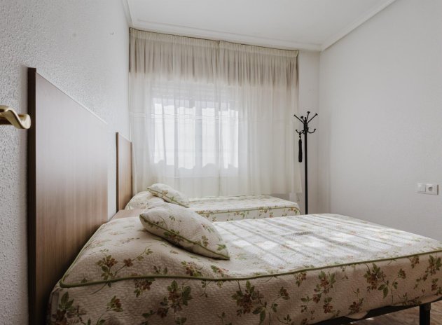 Reventa - Apartamento / Piso - Torrevieja - Playa de los Naufragos