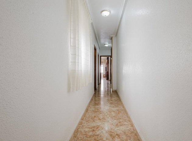Reventa - Apartamento / Piso - Torrevieja - Playa de los Naufragos