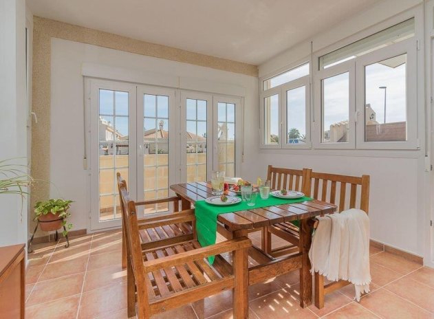 Wiederverkauf - Wohnung - Orihuela Costa - La Zenia