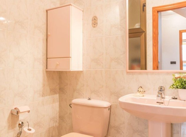 Wiederverkauf - Wohnung - Orihuela Costa - La Zenia