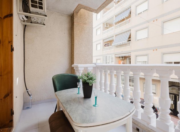 Reventa - Apartamento / Piso - Torrevieja - Playa del Acequión