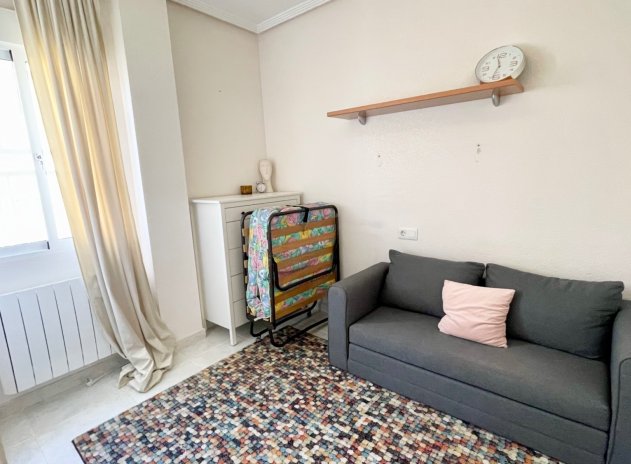 Resale - Villa * - Orihuela Costa * - Los Altos *