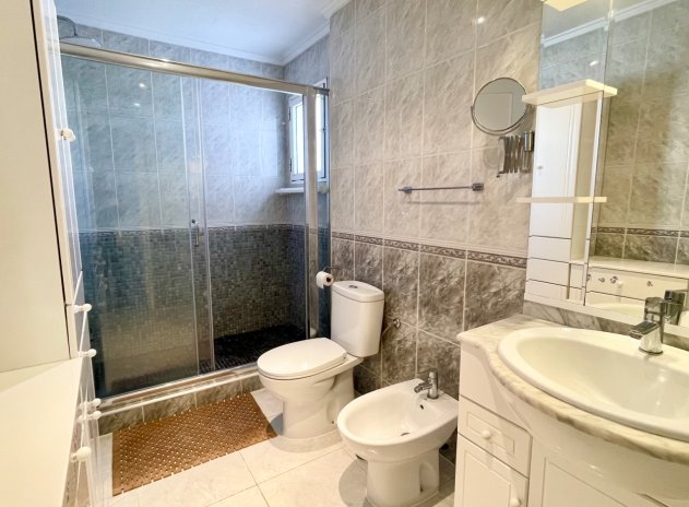 Resale - Villa * - Orihuela Costa * - Los Altos *