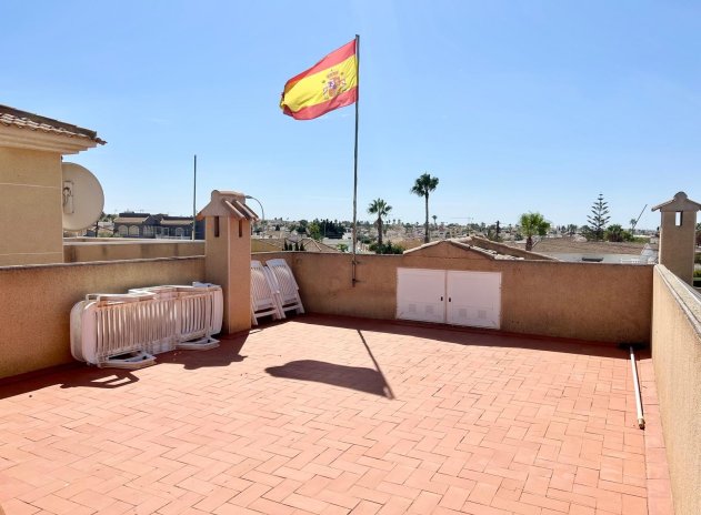 Resale - Villa * - Torrevieja * - La Siesta