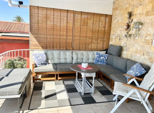 Resale - Villa * - Torrevieja * - La Siesta