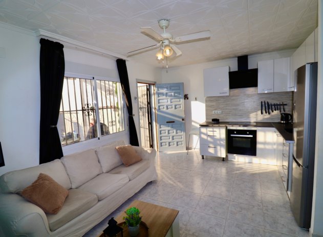 Wiederverkauf - Terrassenhaus - Torrevieja - La Siesta - San Luis