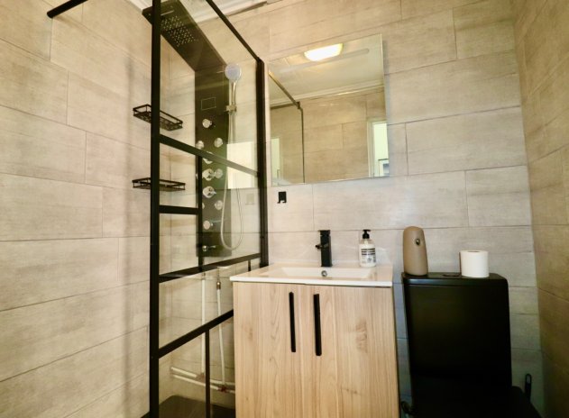 Wiederverkauf - Terrassenhaus - Torrevieja - La Siesta - San Luis