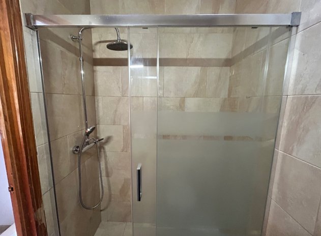 Wiederverkauf - Terrassenhaus - El Chaparral