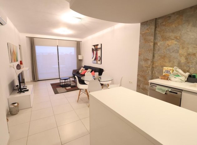 Reventa - Apartamento / Piso - Orihuela Costa - La Zenia
