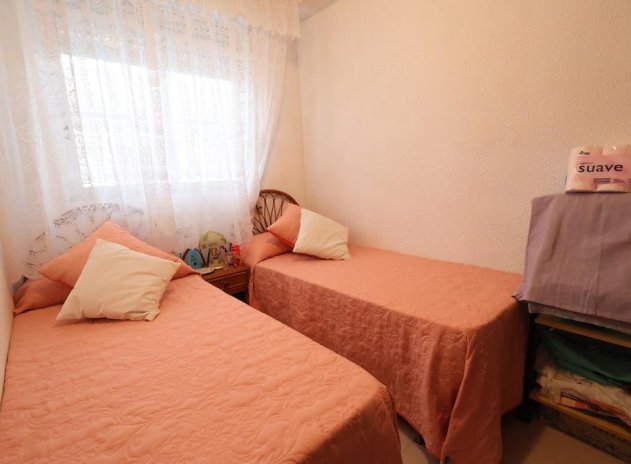 Resale - Apartment / Flat * - Torrevieja * - La Mata *