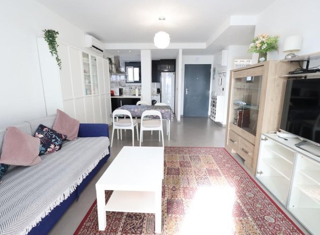 Resale - Apartment / Flat * - Orihuela Costa * - La Zenia *