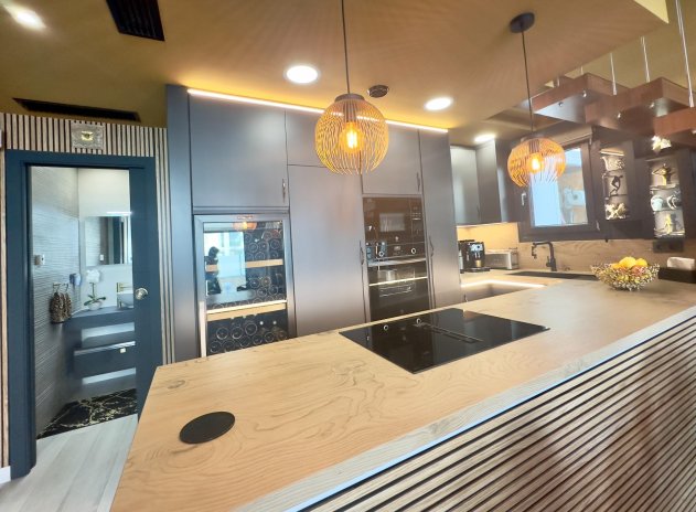 Resale - Villa * - Orihuela Costa * - Lomas de Cabo Roig *