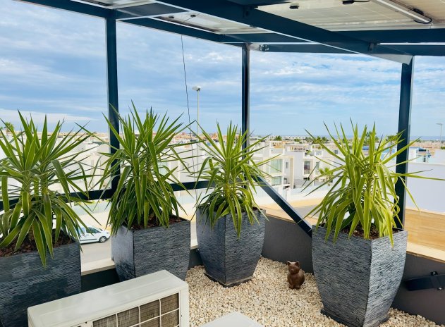 Resale - Villa * - Orihuela Costa * - Lomas de Cabo Roig *