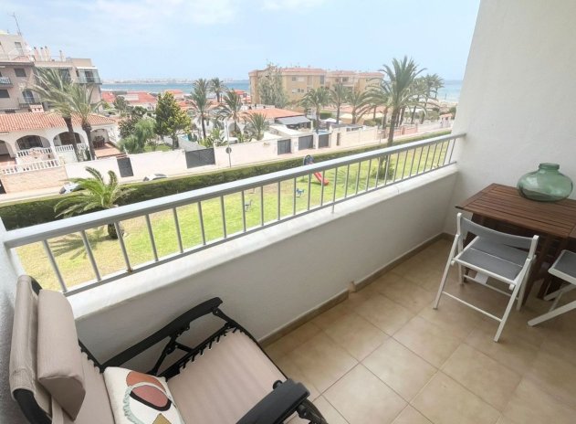 Resale - Apartment / Flat * - Torrevieja * - Punta Prima *