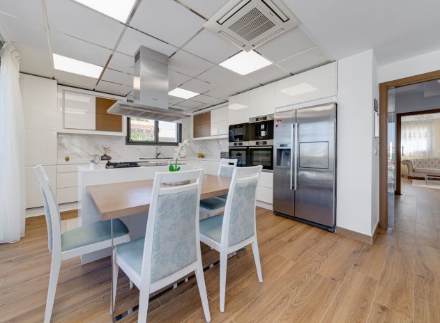 Herverkoop - Appartement - La Vega Baja