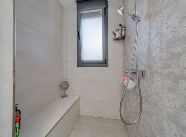 Herverkoop - Appartement - La Vega Baja