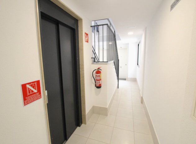 Revente - Appartement - Villamartin - Villamartín