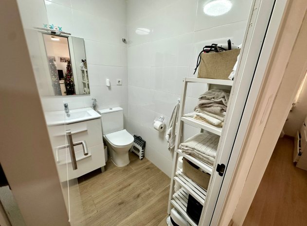 Herverkoop - Appartement - Torrevieja - La Siesta