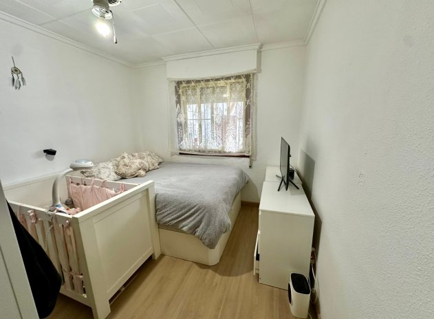 Herverkoop - Appartement - Torrevieja - La Siesta