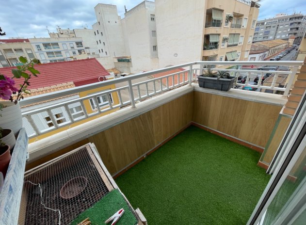 Revente - Appartement - Torrevieja - Torrevieja Alicante