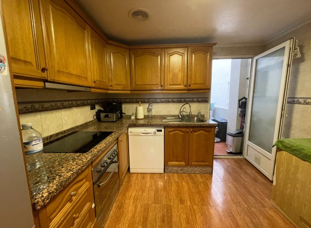 Revente - Appartement - Torrevieja - Torrevieja Alicante