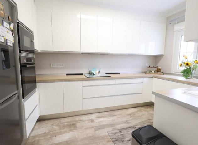 Herverkoop - Villa - San Miguel de Salinas - Las Filipinas