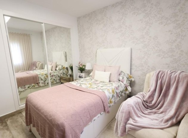 Herverkoop - Villa - San Miguel de Salinas - Las Filipinas