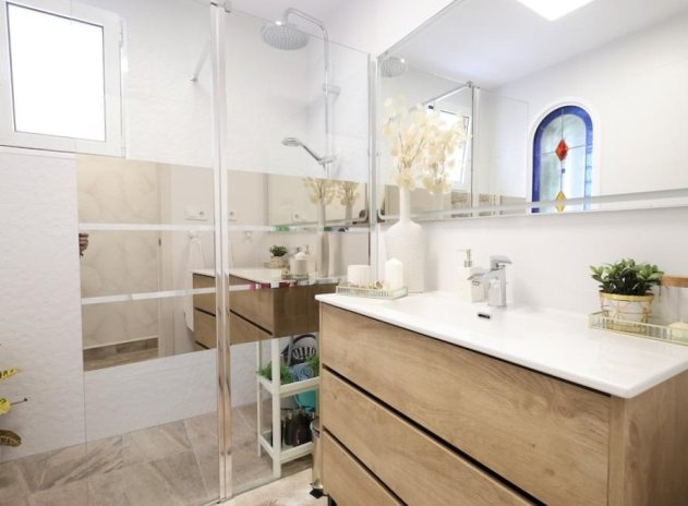 Herverkoop - Villa - San Miguel de Salinas - Las Filipinas